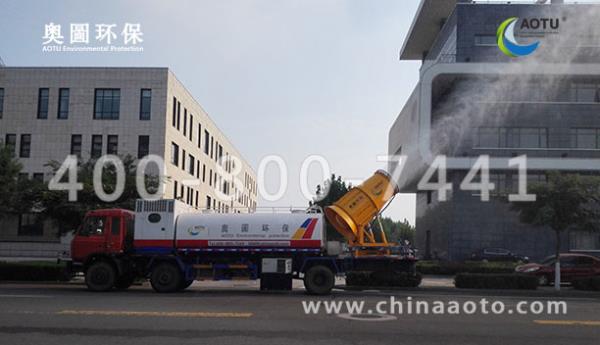 降尘治霾雾炮车_多功能抑尘车